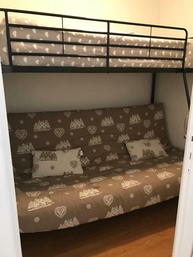 Appartement Tt Confort Au Coeur Des Montagnes Avec Vue Sur Les Montagnes Wifi Люс-Сен-Совёр Экстерьер фото